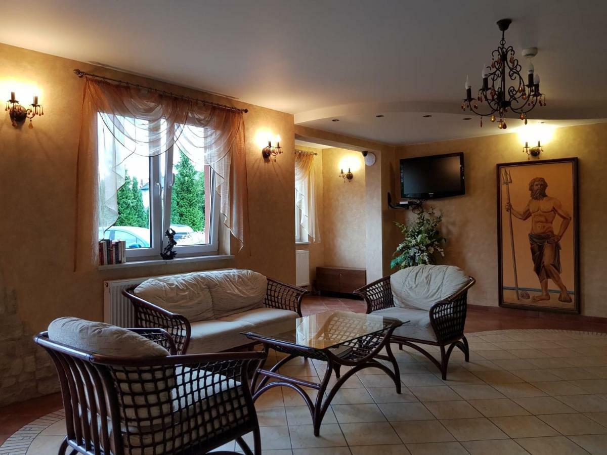 Posejdon Bed and Breakfast Ustronie Morskie Exteriör bild