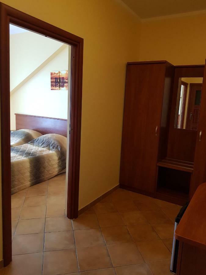 Posejdon Bed and Breakfast Ustronie Morskie Exteriör bild