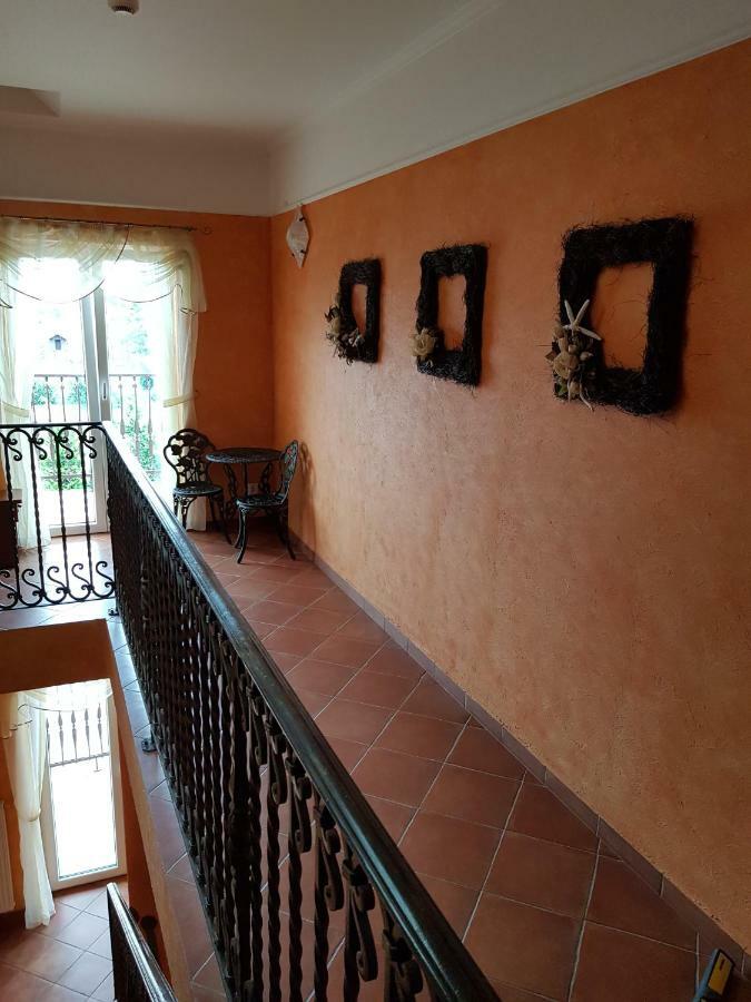 Posejdon Bed and Breakfast Ustronie Morskie Exteriör bild