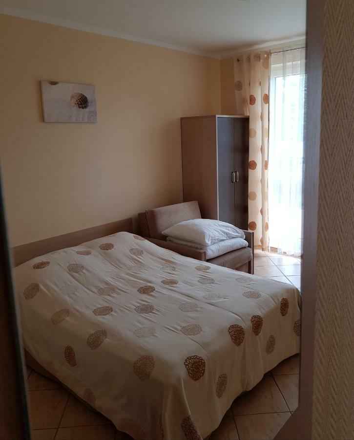 Posejdon Bed and Breakfast Ustronie Morskie Exteriör bild